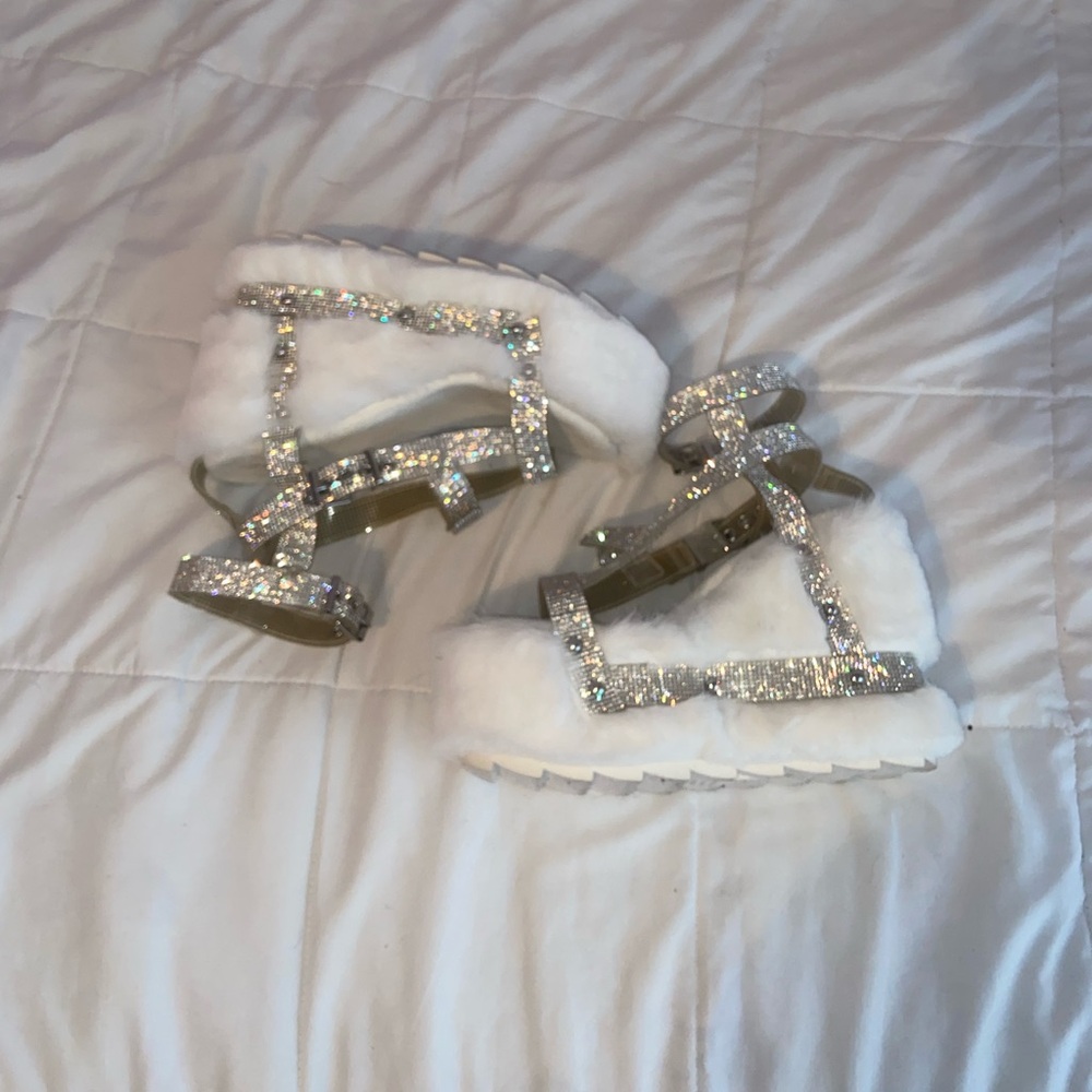 YRU fuzzy white sparkly platforms